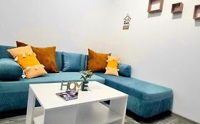 Cozy Apartment 1